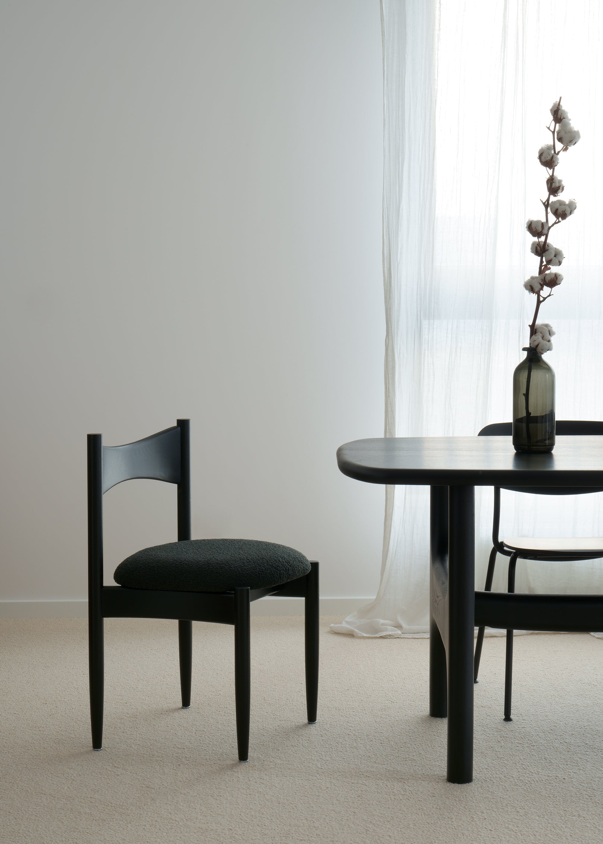 KEMI chair / Black oak TAMO
