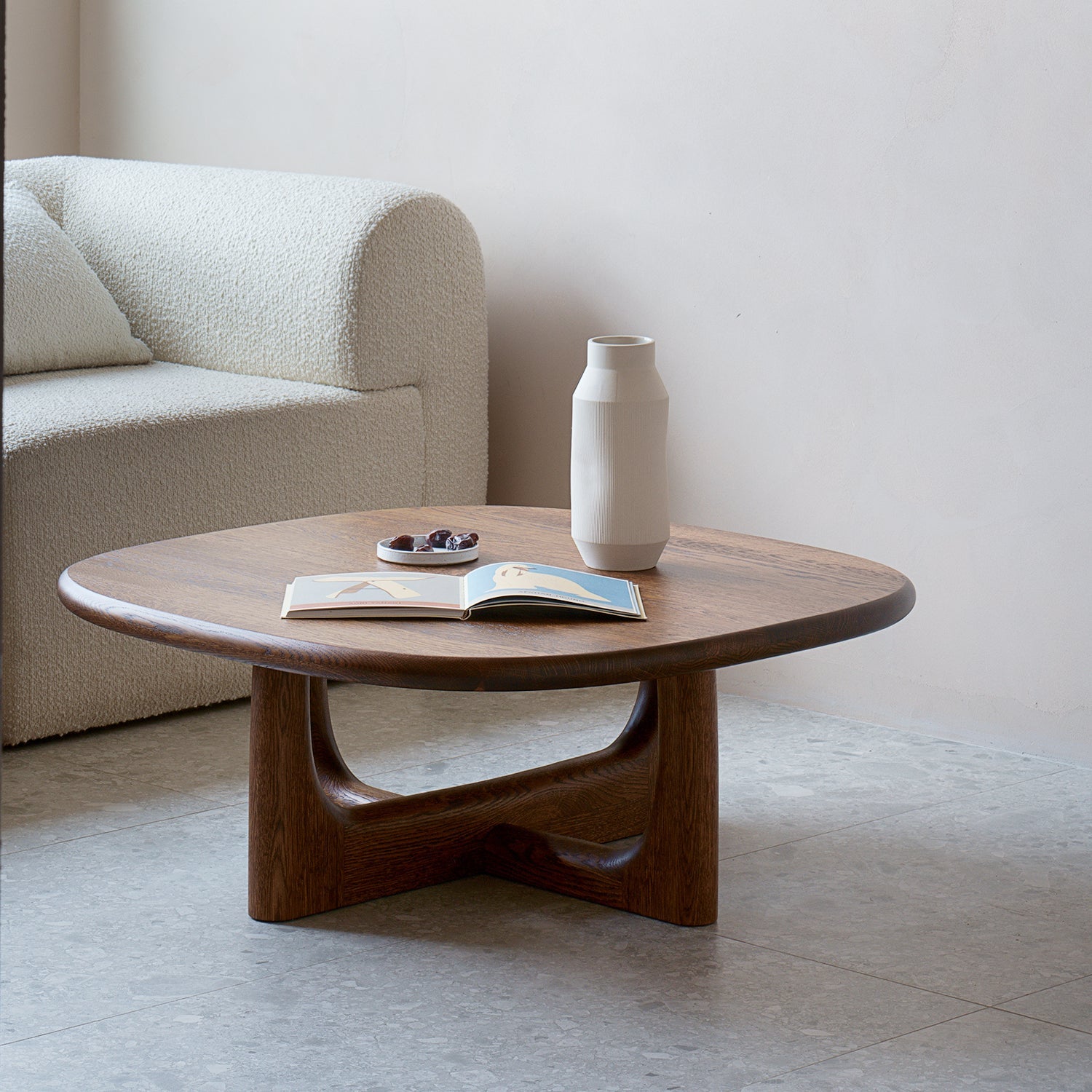 OLFO coffee table / Dark oak TAMO