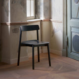 ARCHE chair / Black oak KRYSTIAN KOWALSKI