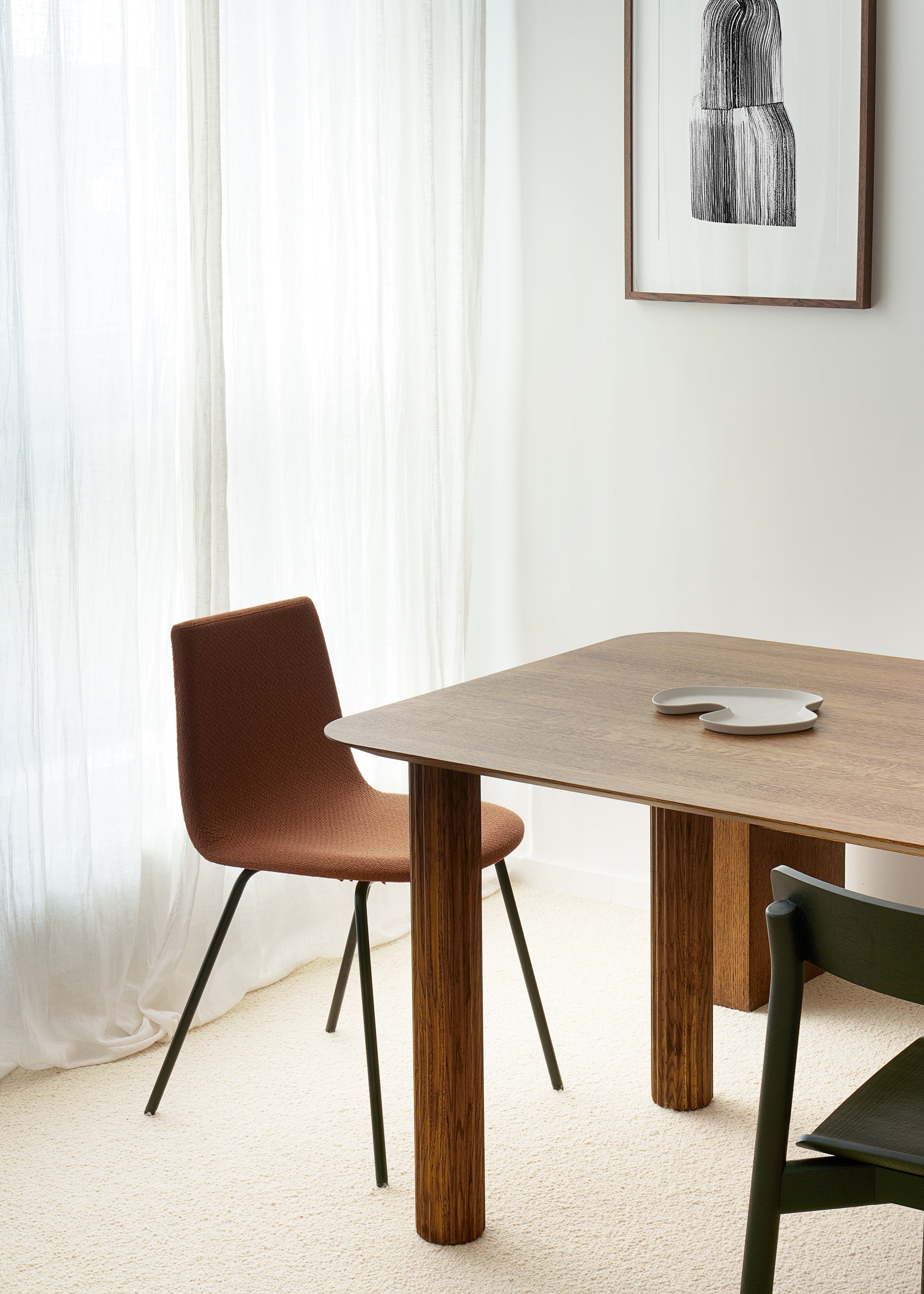 FILAR 160 table / Dark oak TAMO