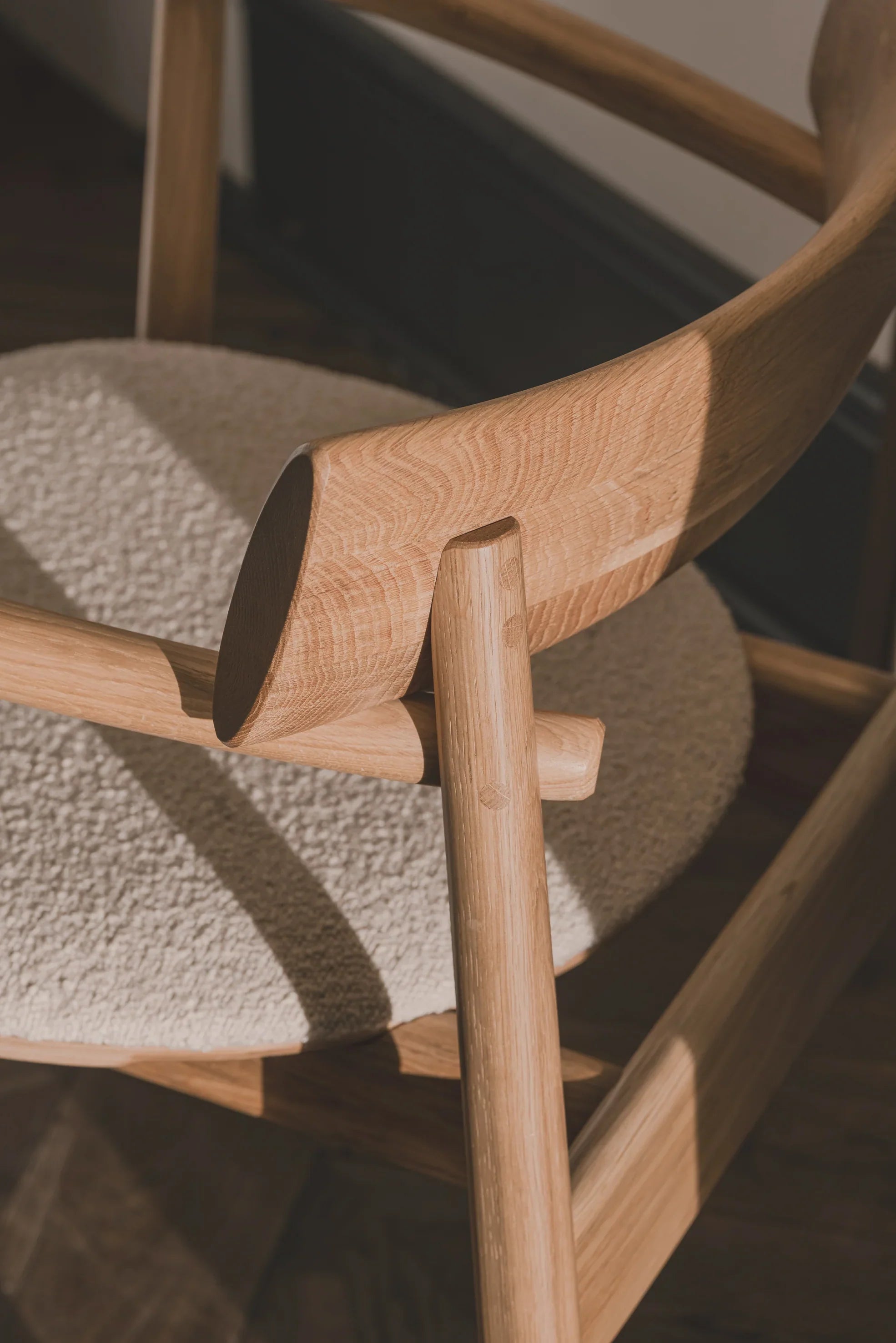 ELIPSA SOFT chair / Natur oak / Boucle sand TAMO