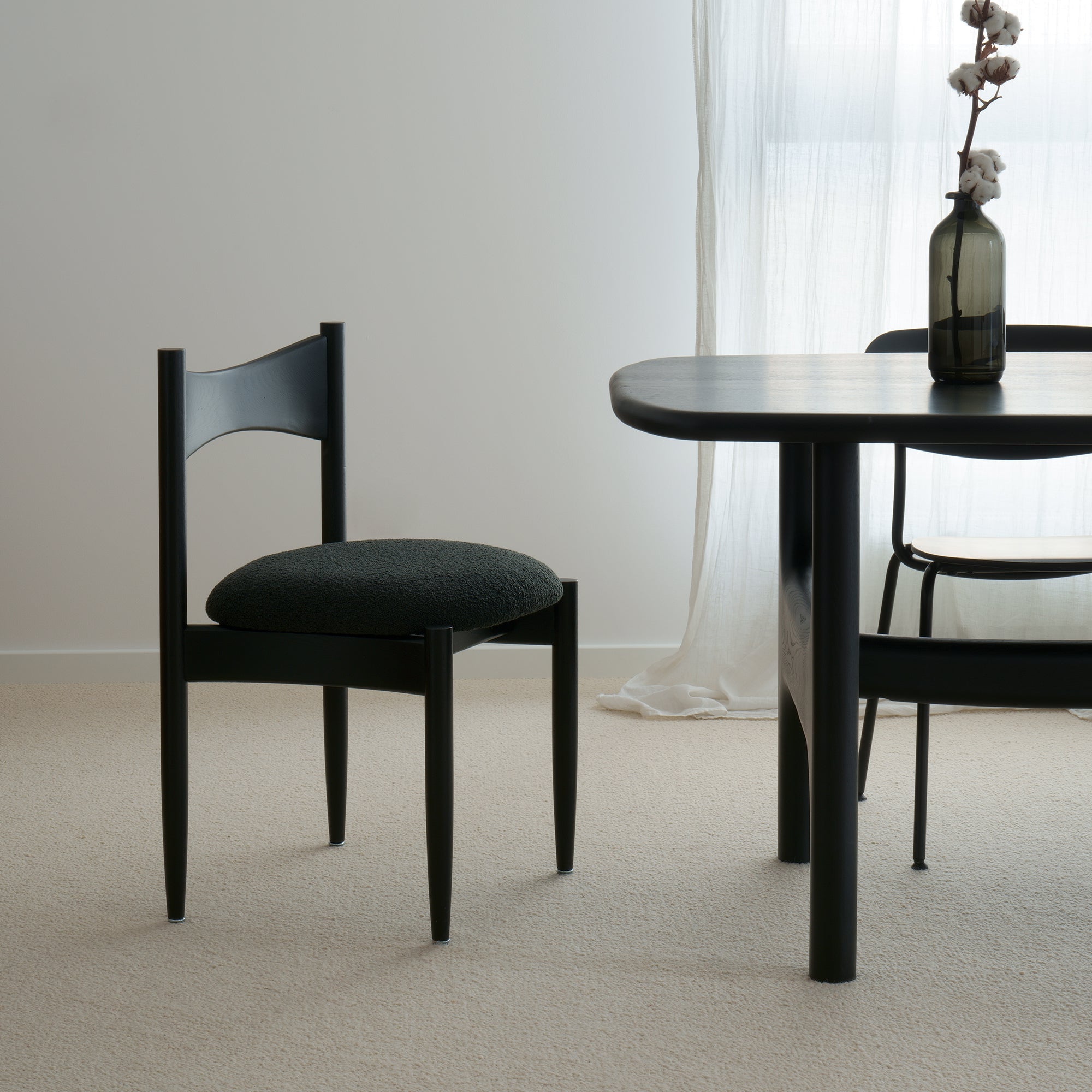 KEMI chair / Black oak TAMO