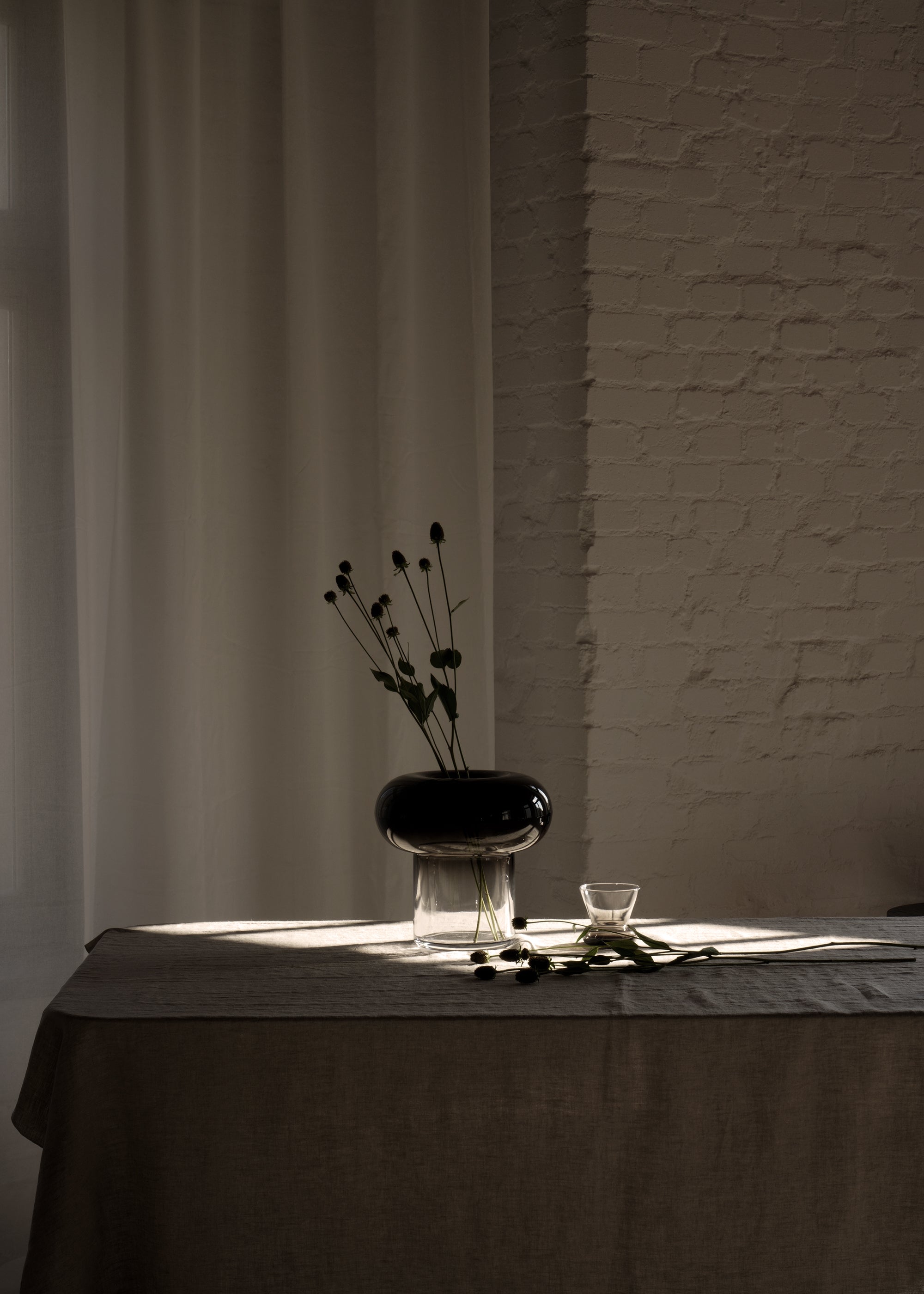 ORIO vase / Black TAMO