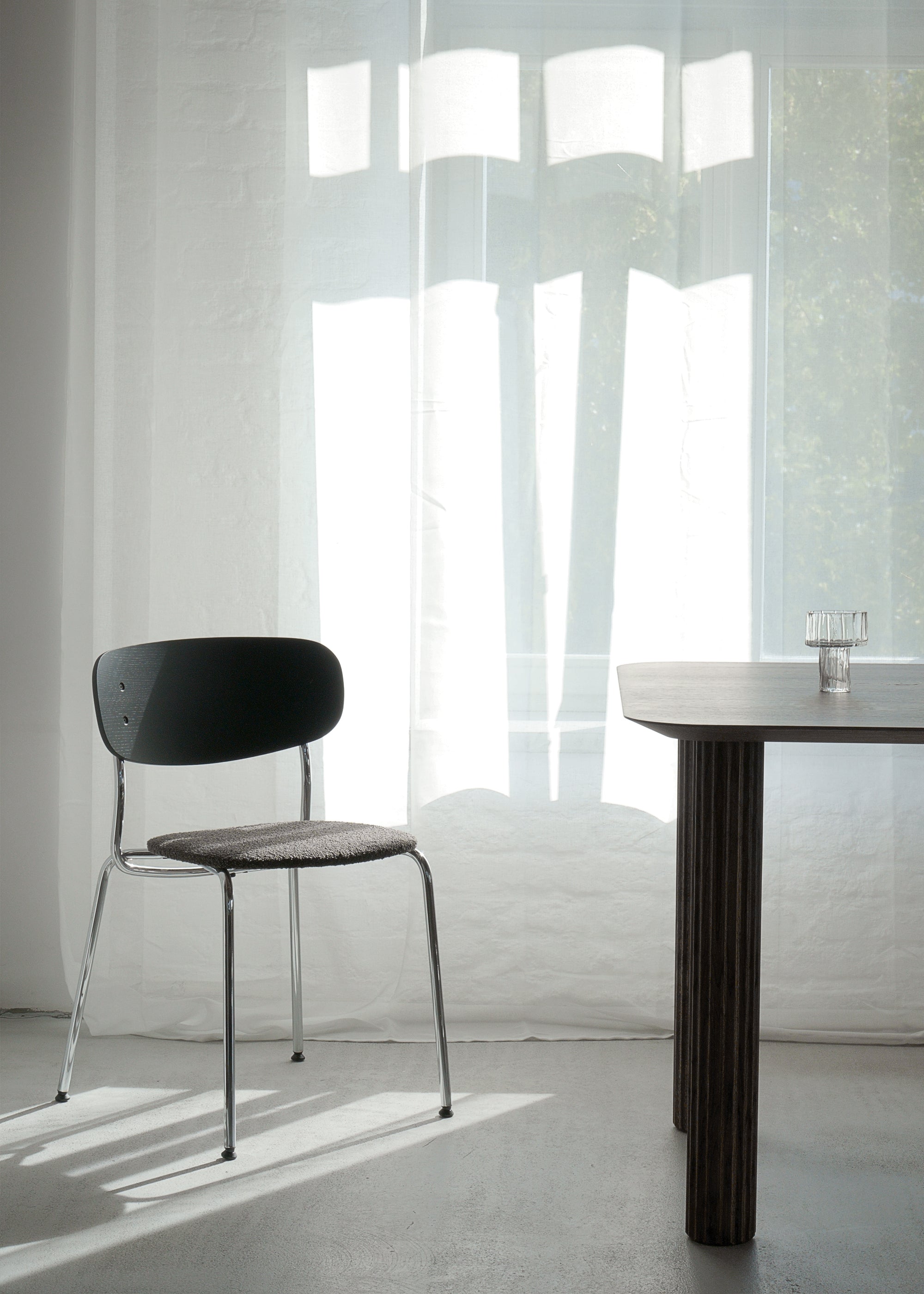 SPLOT SOFT chair / Chrome / Black oak MARCIN LASKOWSKI