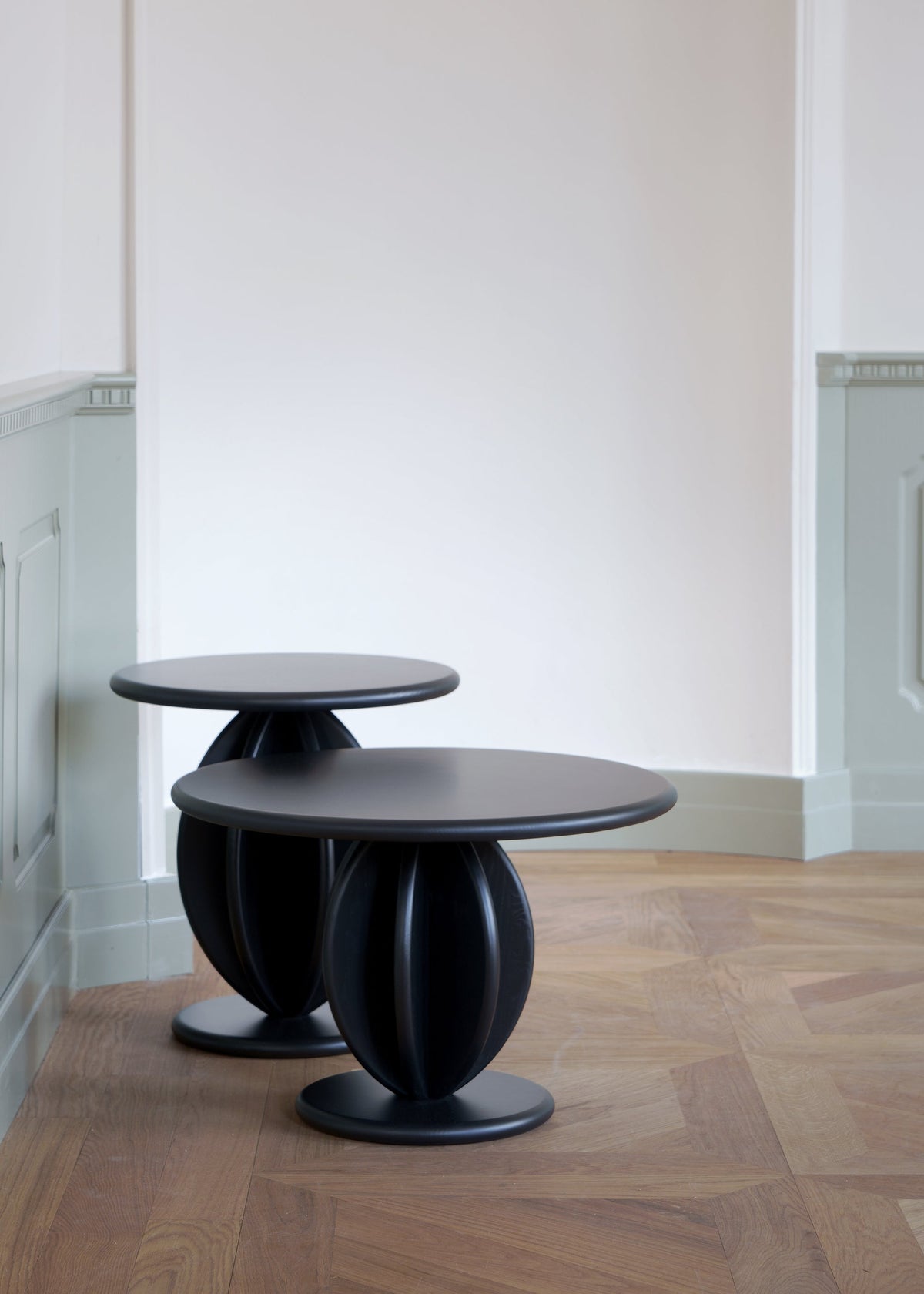 CITRUS HIGH coffee table / Black ash SYLVAIN WILLENZ