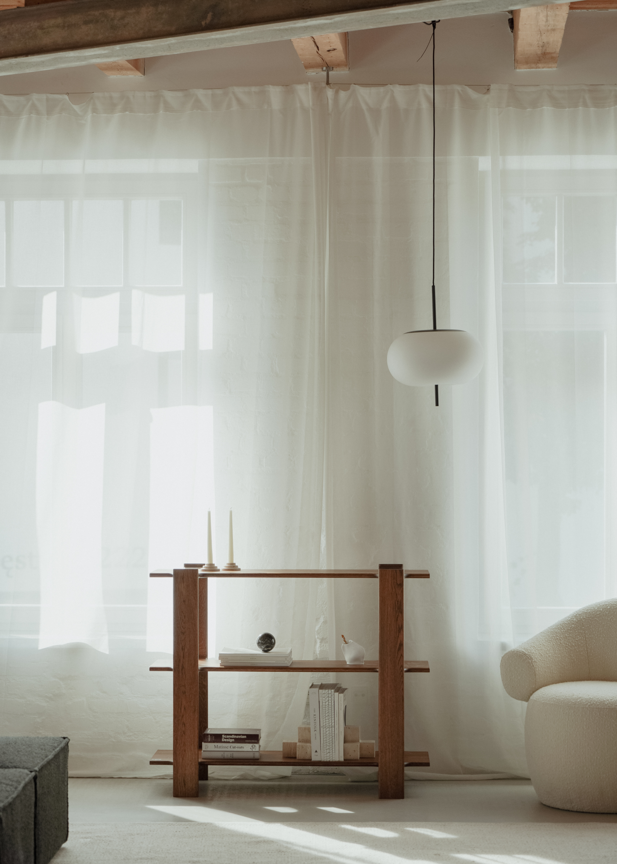 LIGO 3 bookcase TAMO