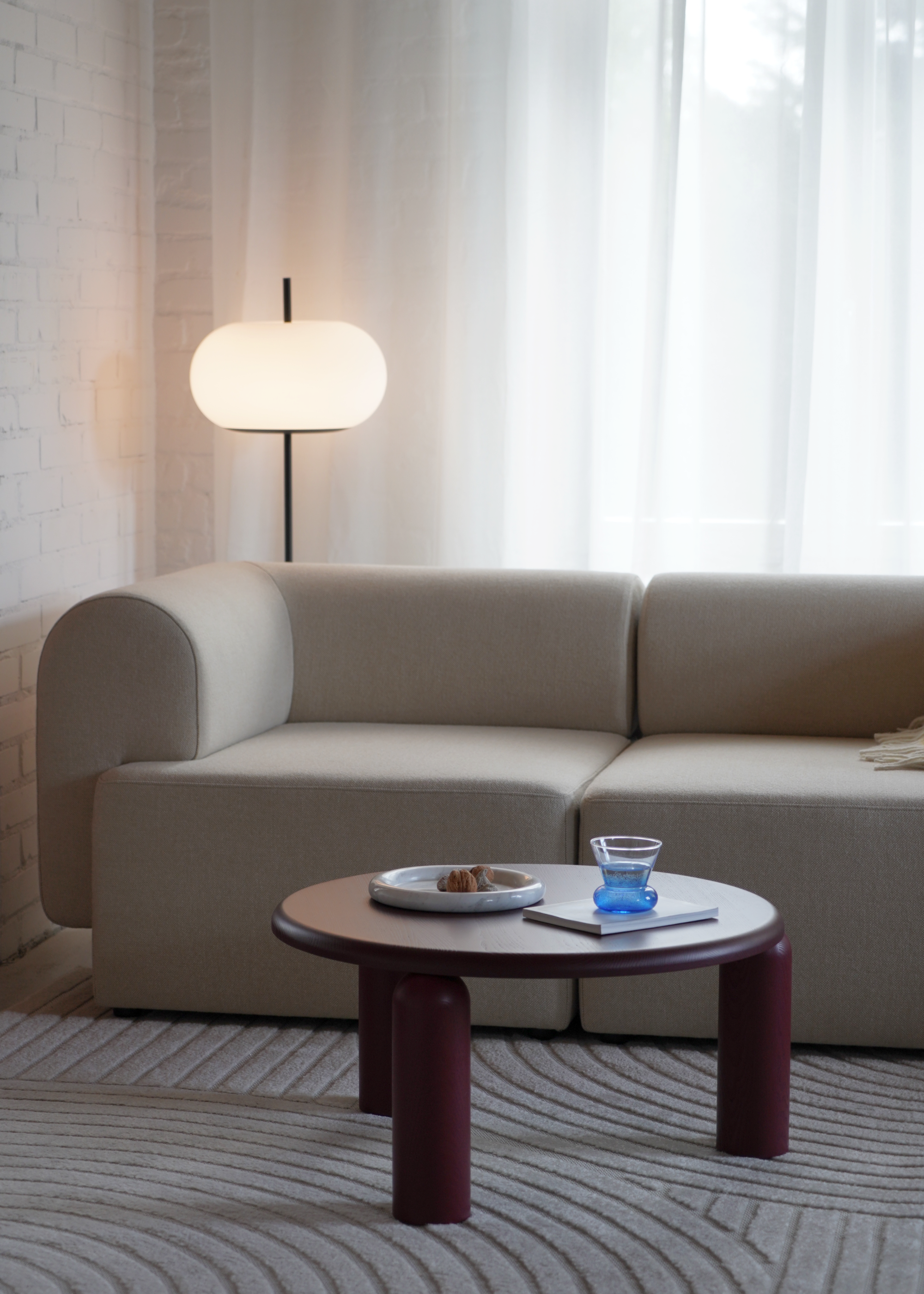NEO LOW table /  Burgundy ash TAMO