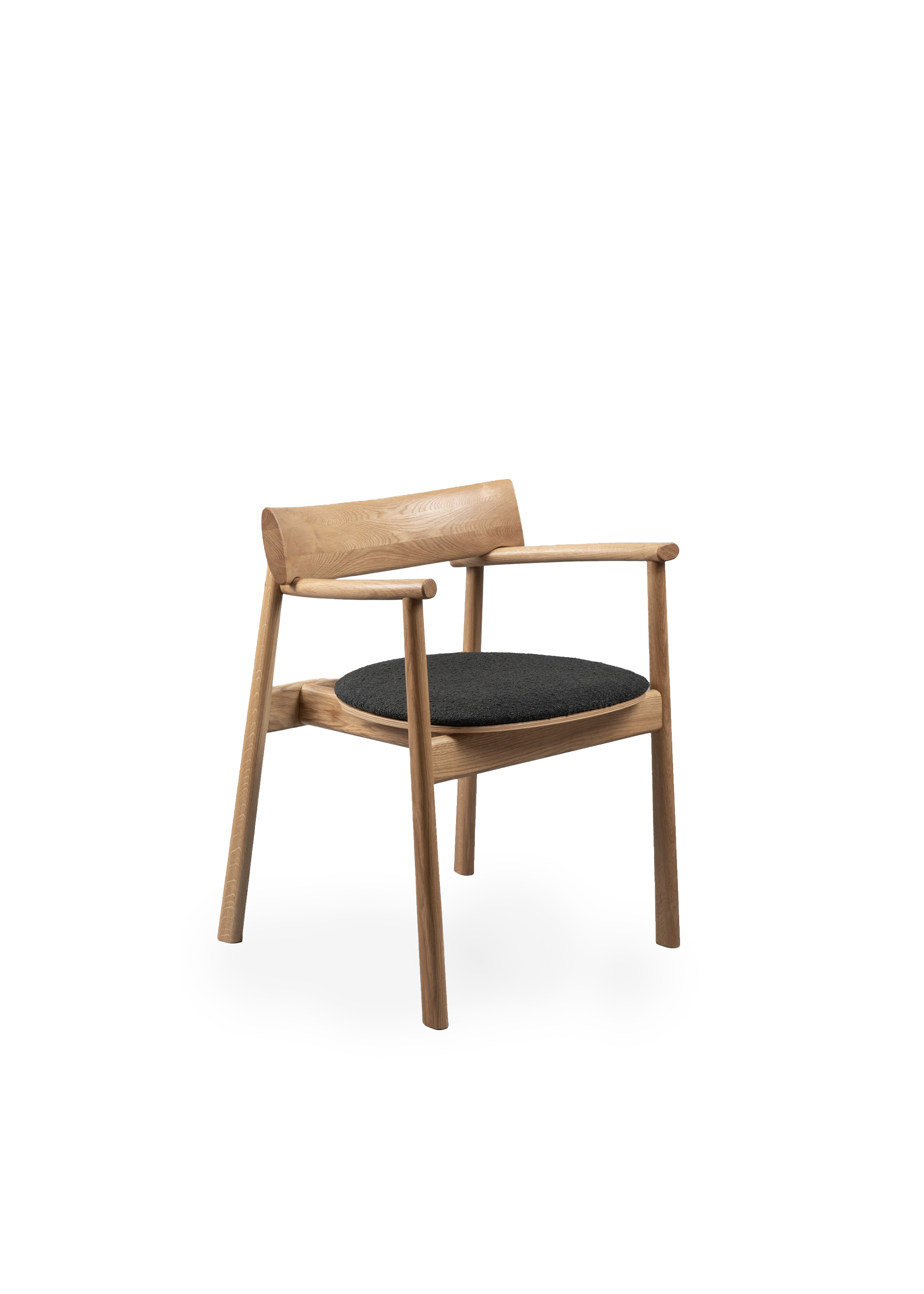 Fauteuil en bois clair avec un coussin d'assise rond foncé